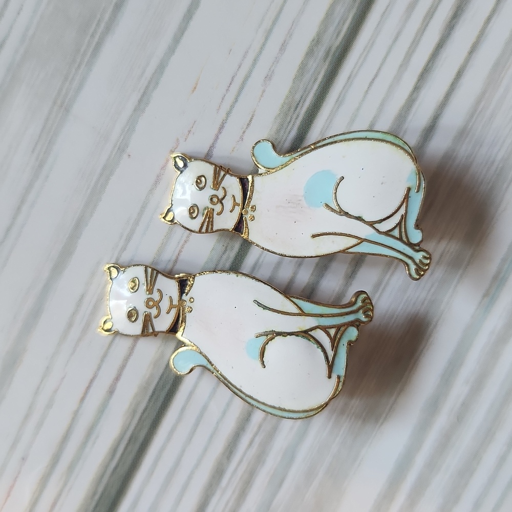 Rare Closinne Cat Earrings